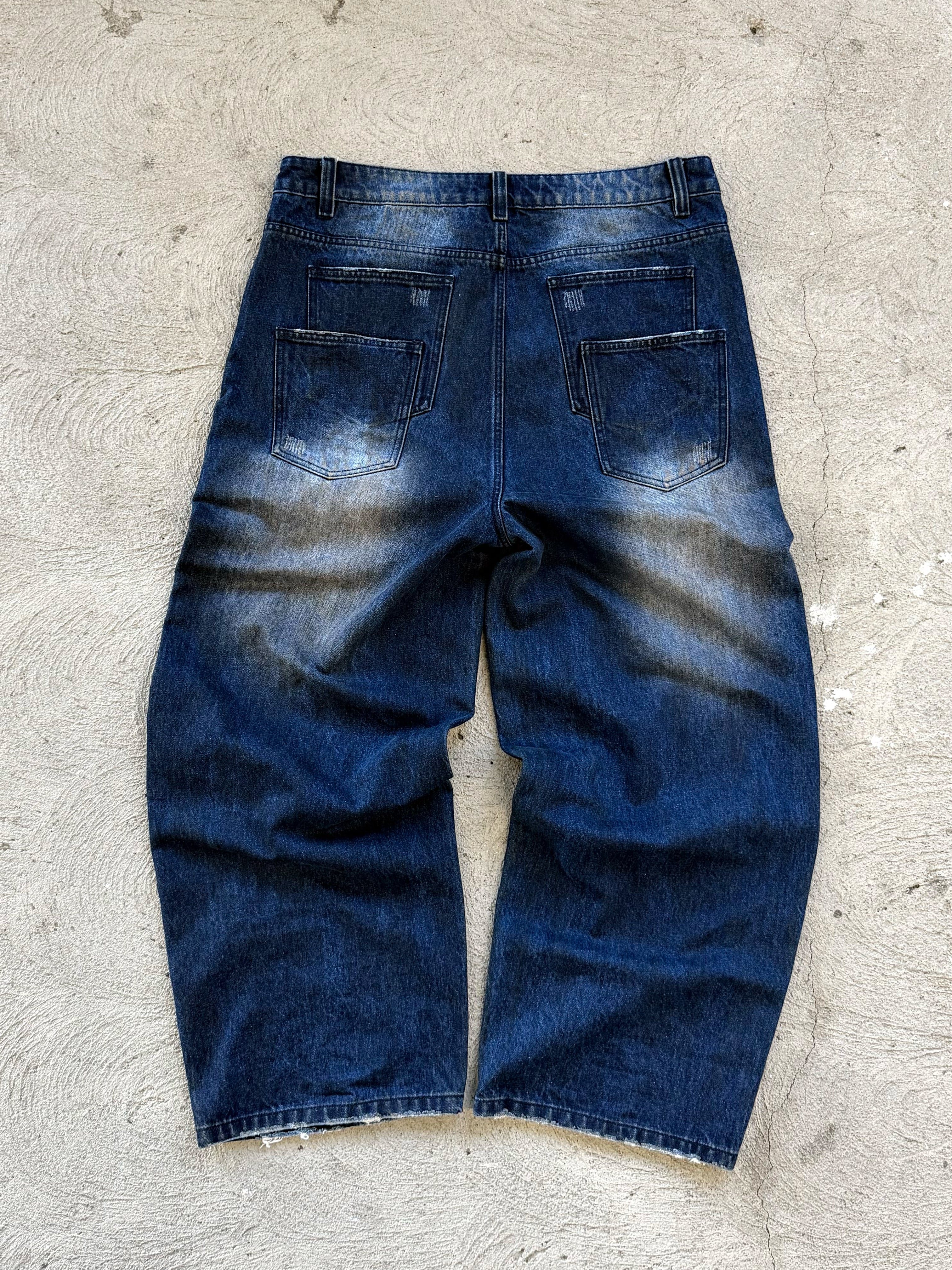 WASHED DENIM